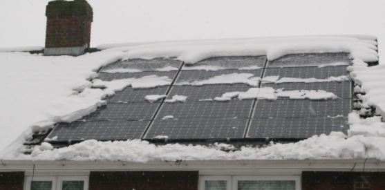 snow on solar panels snow on solar panels